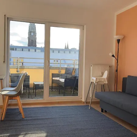 Zentrum - Blick Ueber Daecher Von Apartment Leipzig